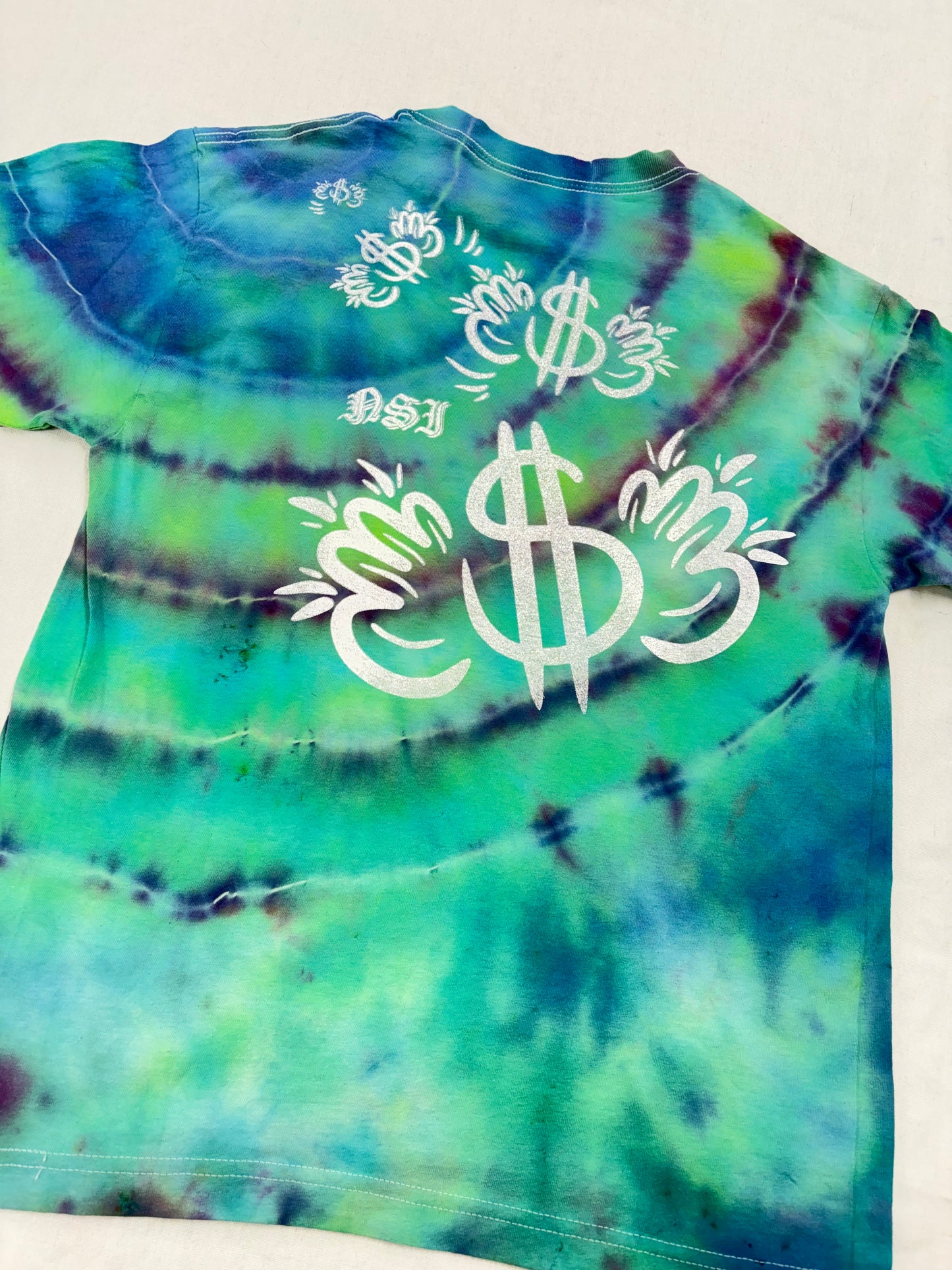 "Many Blessings" Daily Prayer T 2 (Medium)