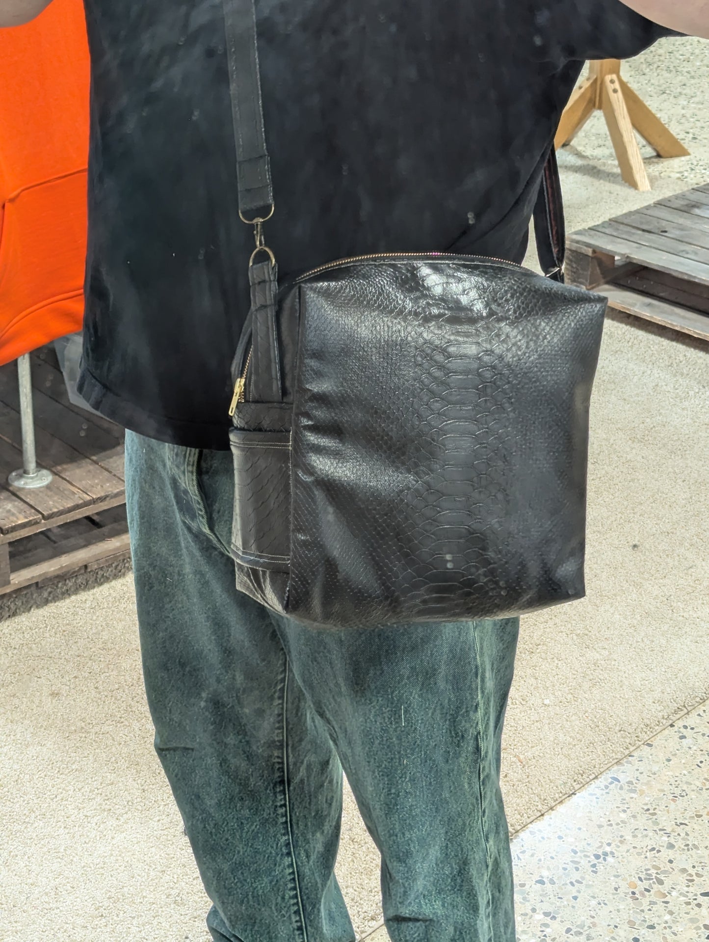 'Peli Protector 1200' - Black Viper